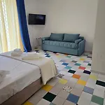La Dimora Di Parthenope Centro Storico 아파트호텔 4*