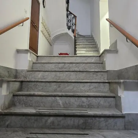 La Dimora Di Parthenope Centro Storico Ξενοδοχείο με διαμερίσματα 4*