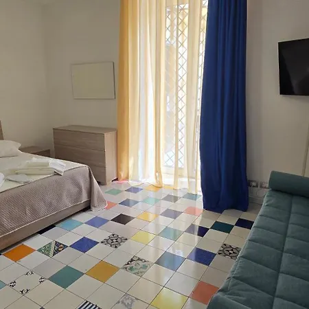 La Dimora Di Parthenope Centro Storico 4*