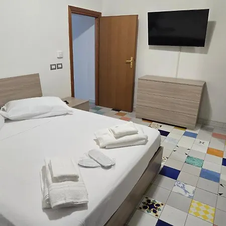 La Dimora Di Parthenope Centro Storico Naples