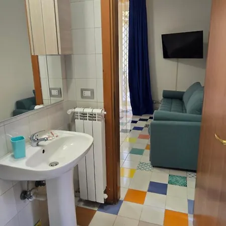 Ξενοδοχείο με διαμερίσματα La Dimora Di Parthenope Centro Storico 4*