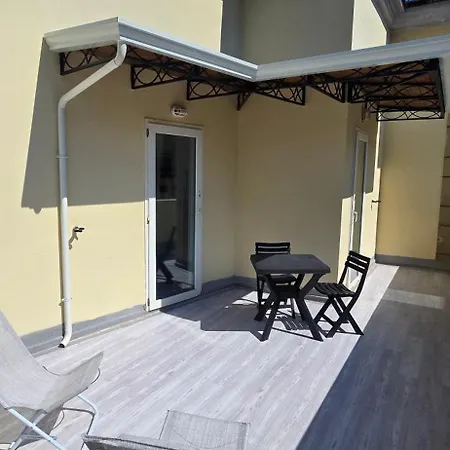La Dimora Di Parthenope Centro Storico 아파트호텔 4*