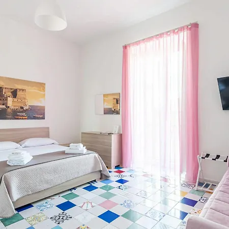 Lejlighedshotel La Dimora Di Parthenope Centro Storico 4*
