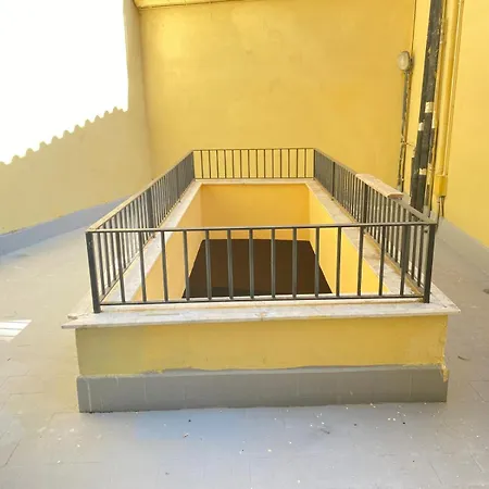 La Dimora Di Parthenope Centro Storico Aparthotel *