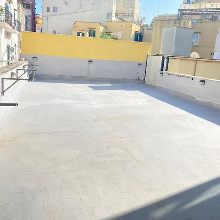 La Dimora Di Parthenope Centro Storico Aparthotel *