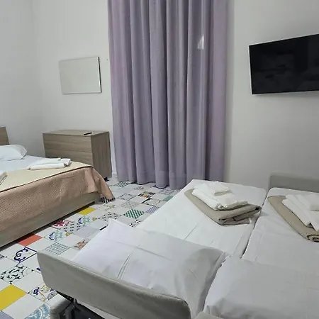 Aparthotel La Dimora Di Parthenope Centro Storico *