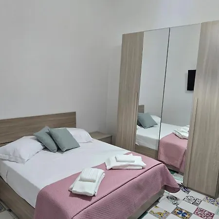 Aparthotel La Dimora Di Parthenope Centro Storico