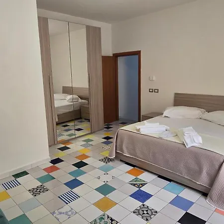 La Dimora Di Parthenope Centro Storico Aparthotel