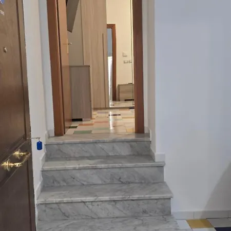 Ξενοδοχείο με διαμερίσματα La Dimora Di Parthenope Centro Storico 4*